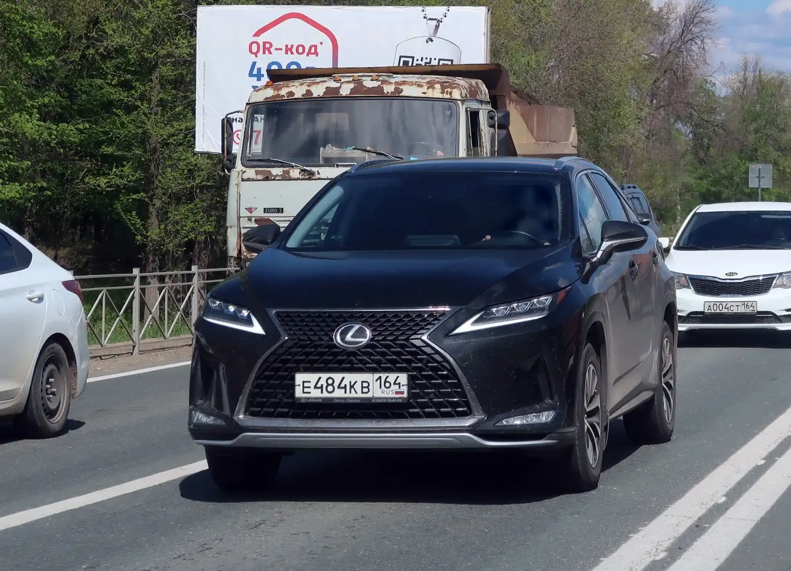 Фото автомобиля LEXUS NX, 2018 — госномер К486ВЕ136. Цвет: СВЕТЛО-СИНИЙ