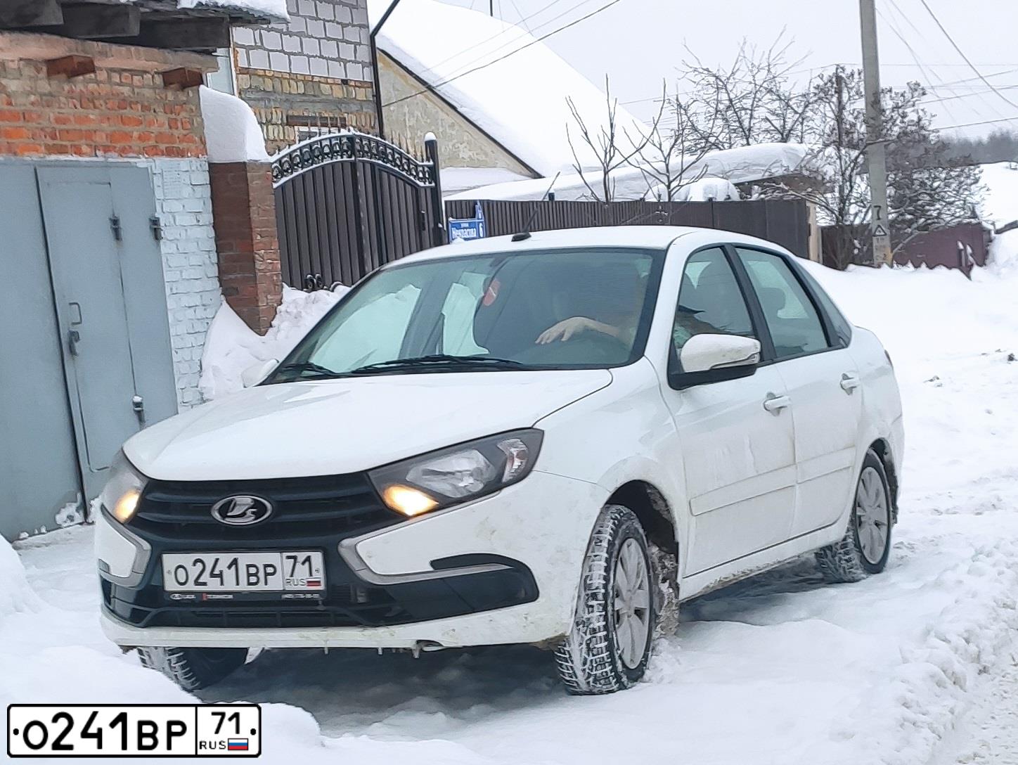Фото автомобиля LADA GRANTA, 2021 — госномер Р118ТС46. Цвет: Белый
