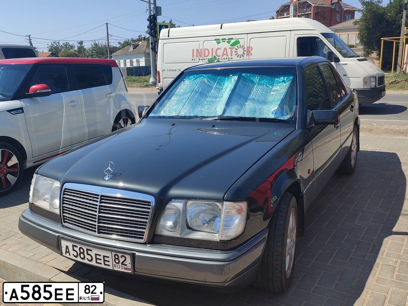Фото автомобиля MERCEDES-BENZ E300D, 1995 — госномер А585ЕЕ82