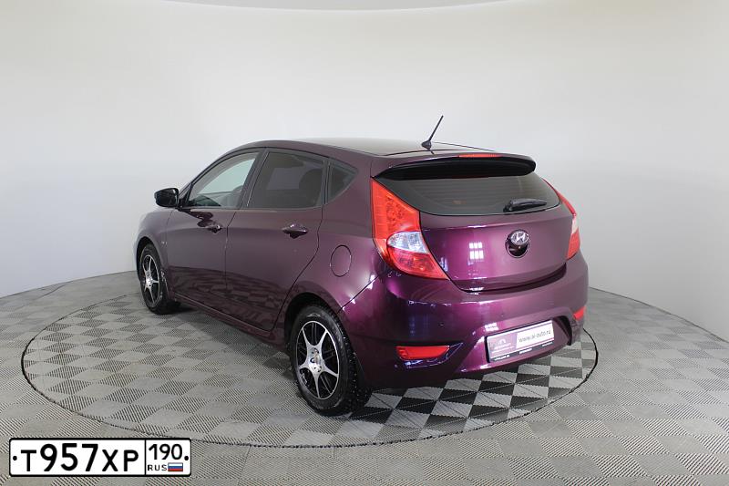 Фото автомобиля HYUNDAI SOLARIS, 2012 — госномер О448ЕХ716. Цвет: ФИОЛЕТОВЫЙ