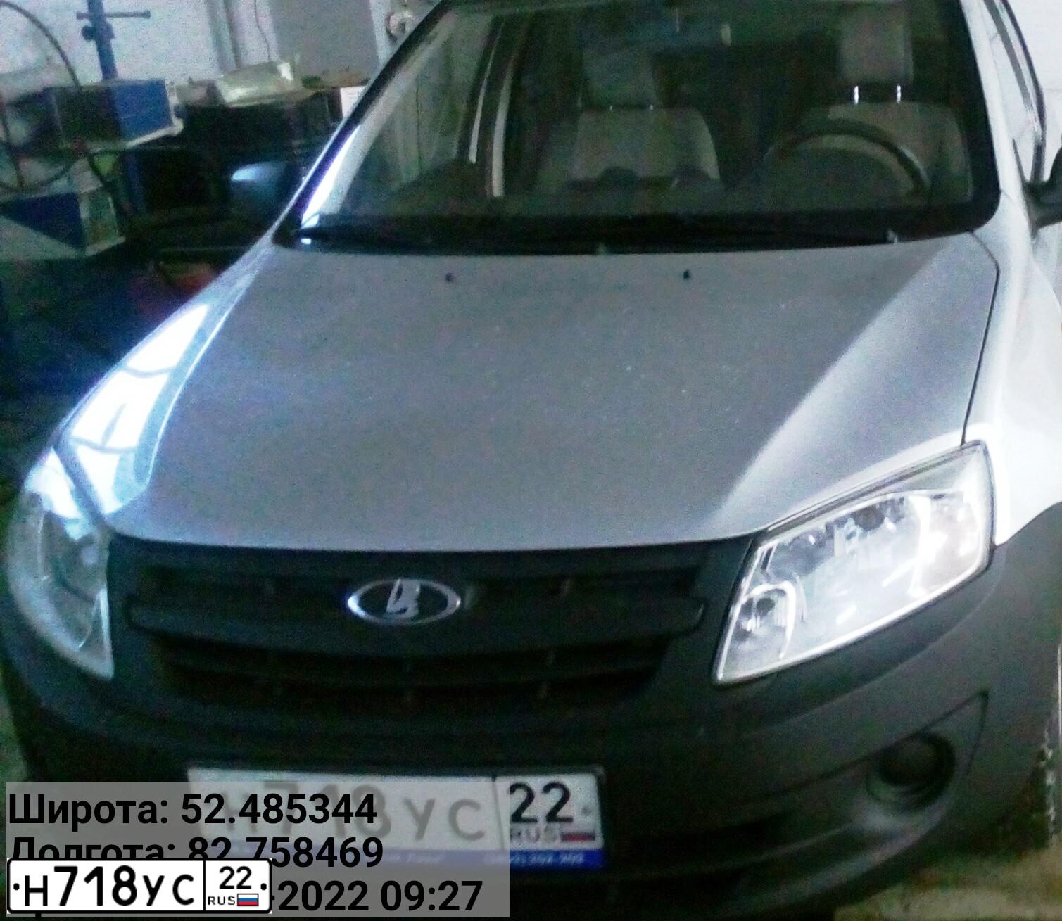 Фото автомобиля LADA 2190 GRANTA, 2013 — госномер Н718УС22