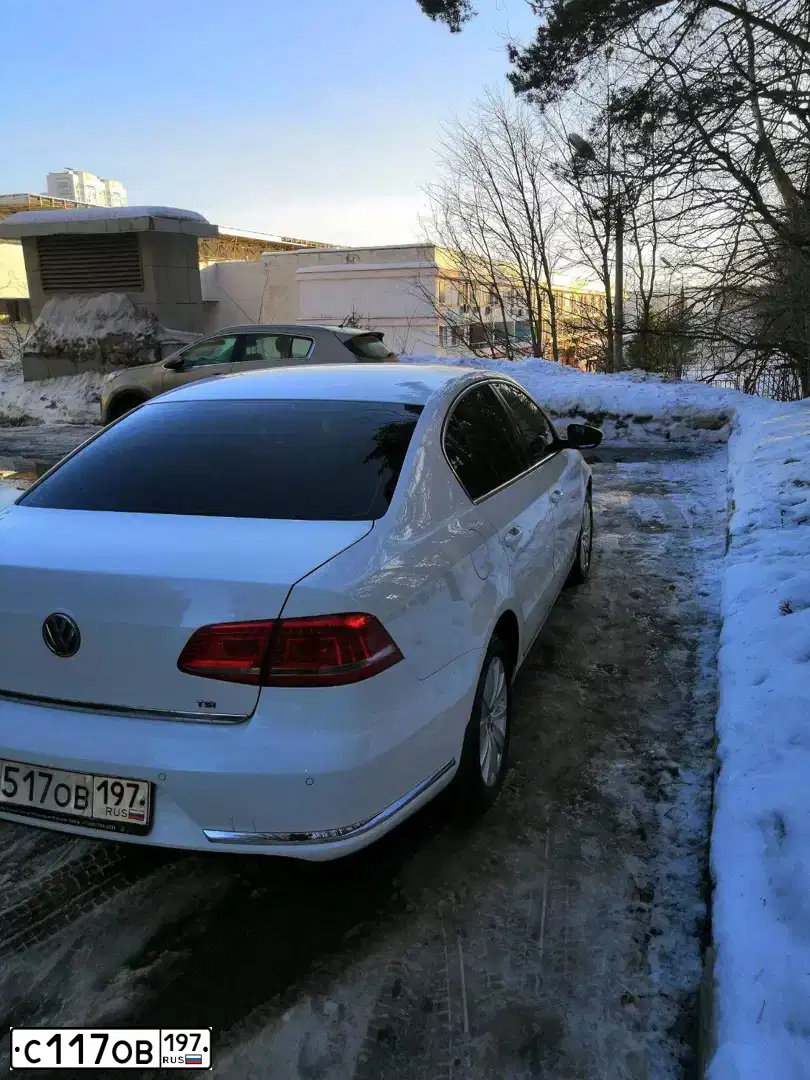 Фото автомобиля VOLVO XC90, 2008 — госномер М975ЕК199. Цвет: ЧЕРНЫЙ