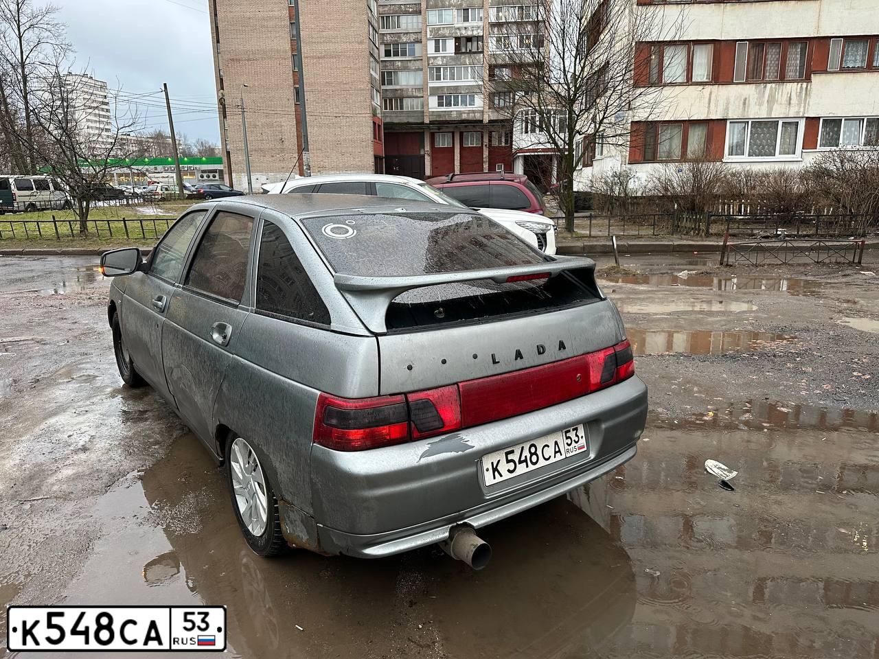 Фото автомобиля LADA 2112, 2005 — госномер К548СА53. Цвет: средний серо-зеленый металлик