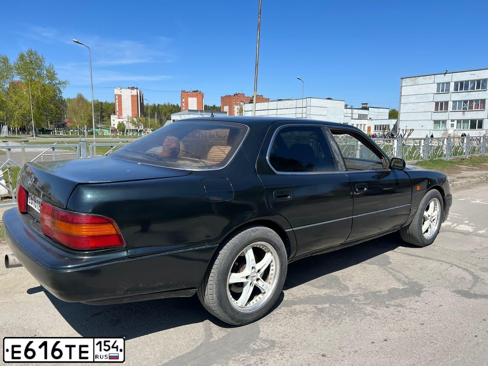 Фото автомобиля BMW X3, 2016 — госномер Е616ЕУ154. Цвет: Коричневый