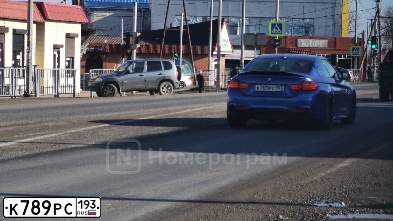 Фото автомобиля BMW SERIE 4, 2014 — госномер К789РС193. Цвет: синий