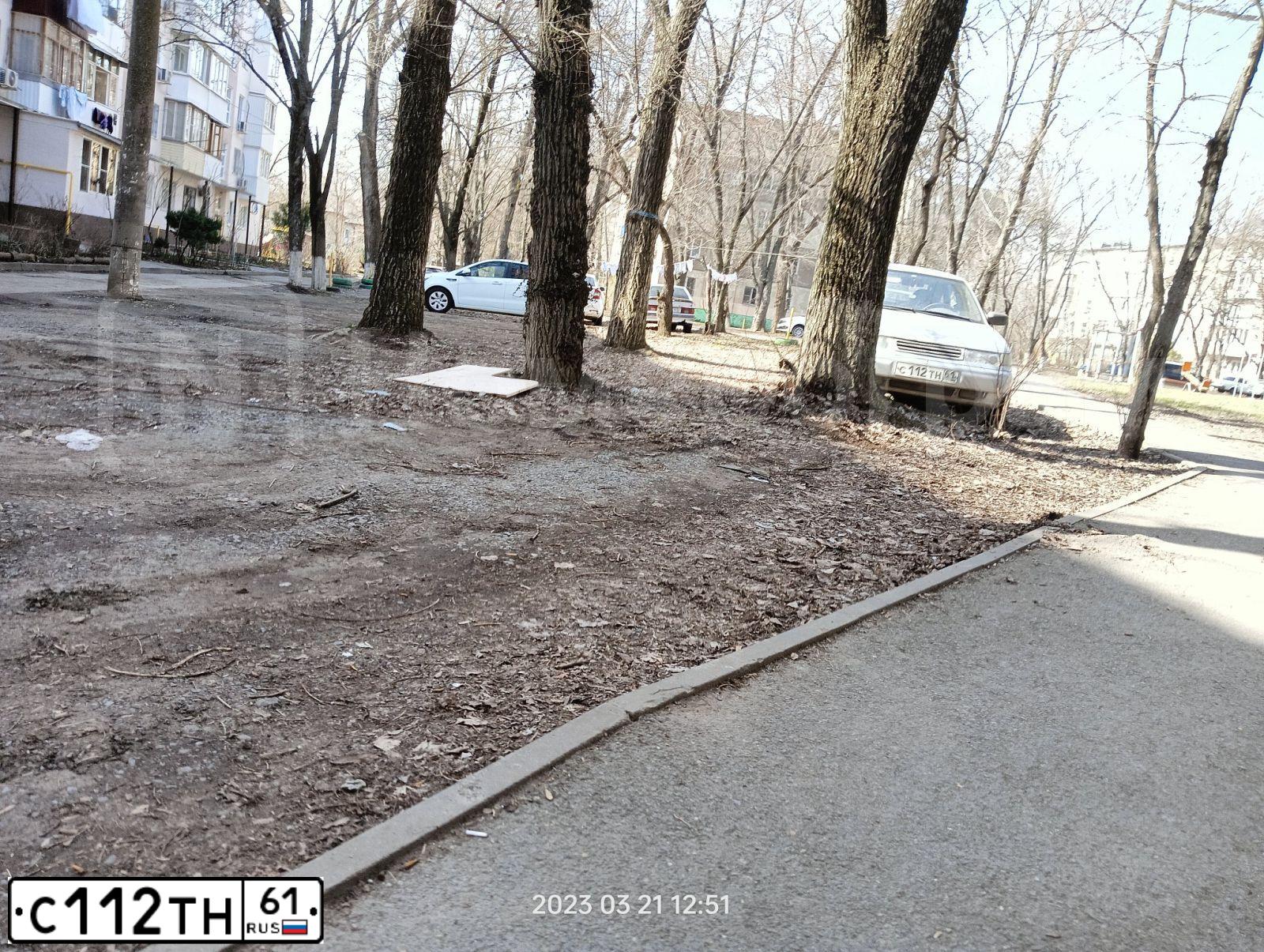Фото автомобиля LADA 2112 LADA, 2005 — госномер М921ТТ93. Цвет: Серебристо-темно-синий