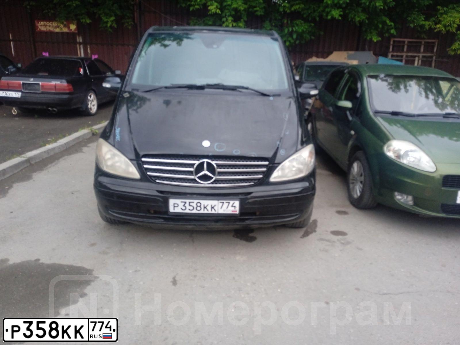 Фото автомобиля MERCEDES VIANO, 2008 — госномер Р358КК774. Цвет: ЧЕРНЫЙ