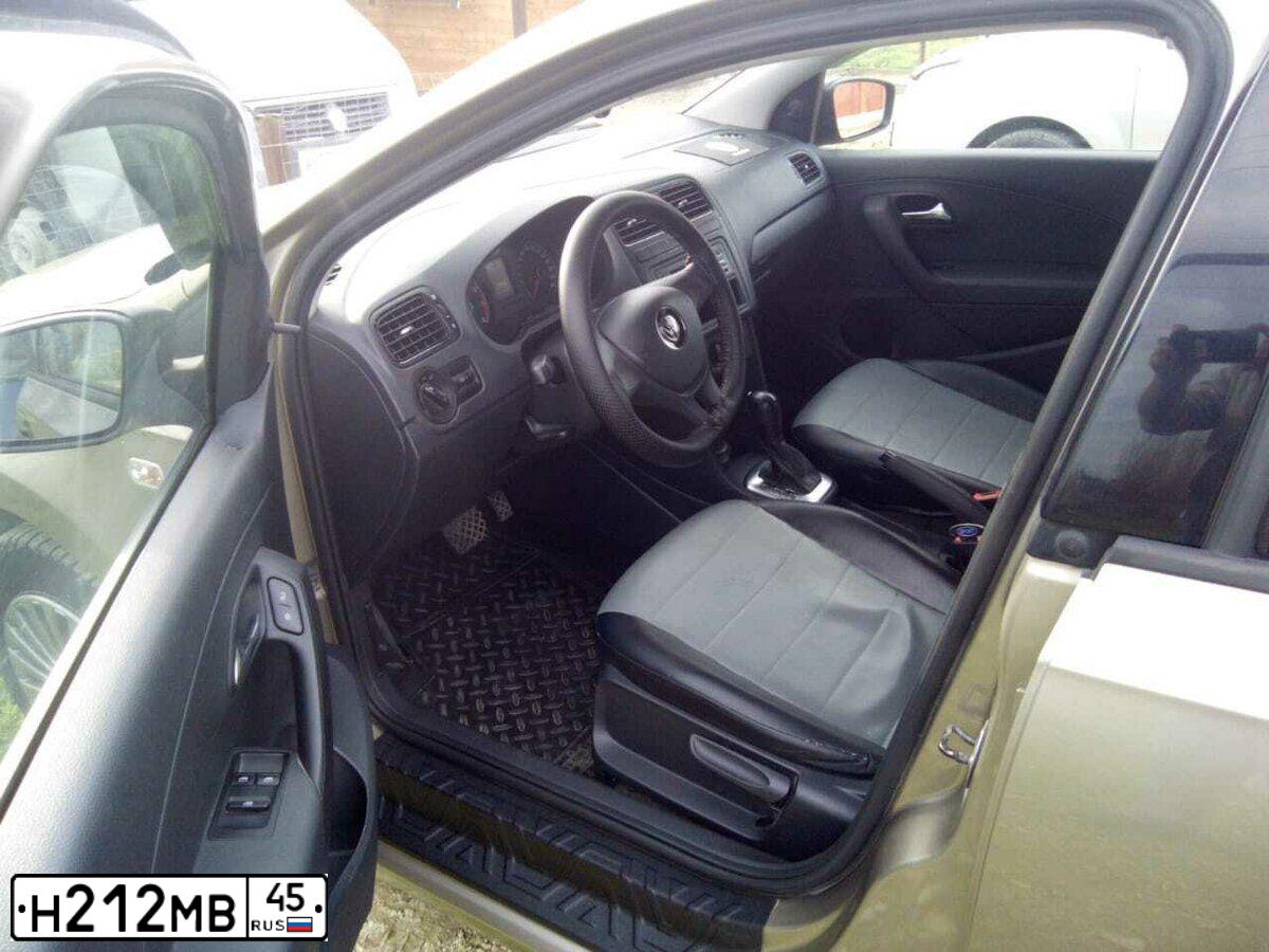 Фото автомобиля VOLKSWAGEN POLO, 2016 — госномер Т768ЕР193. Цвет: БЕЖЕВЫЙ