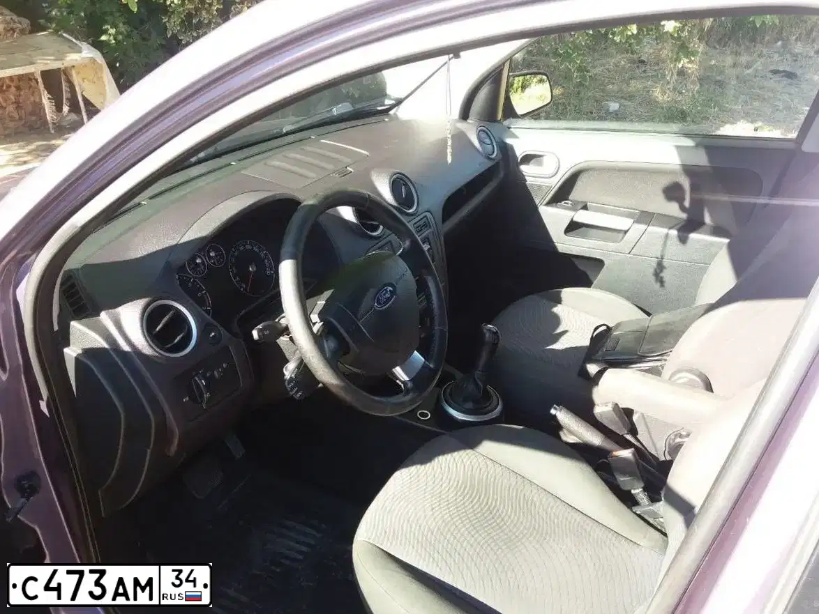 Фото автомобиля FORD FUSION, 2007 — госномер С473АМ34. Цвет: СИРЕНЕВЫЙ