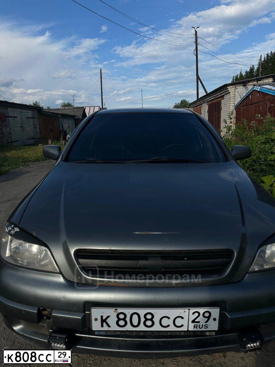 Фото автомобиля LADA 2112, 2008 — госномер К808СС29. Цвет: СРЕДНИЙ СЕРО-ЗЕЛЕНЫЙ МЕТ