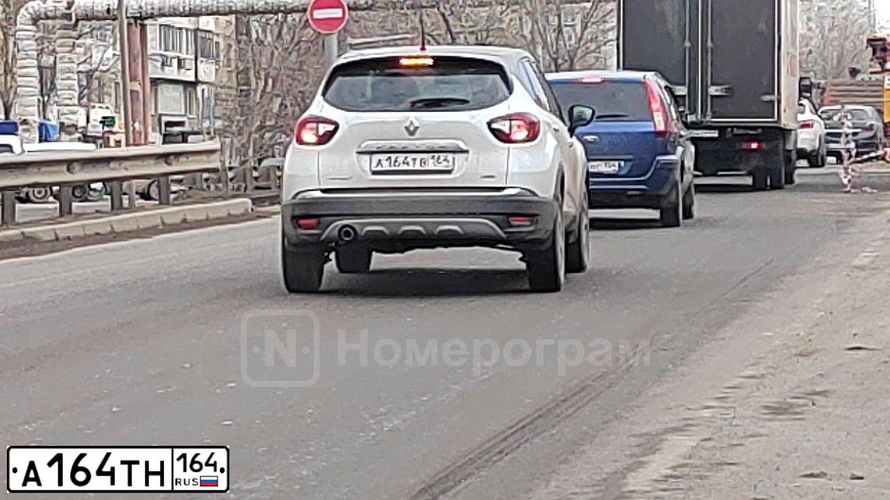 Фото автомобиля LADA 2109 SAMARA, 2004 — госномер А164ТН164. Цвет: СЕРЕБРИСТЫЙ МЕТАЛЛИК