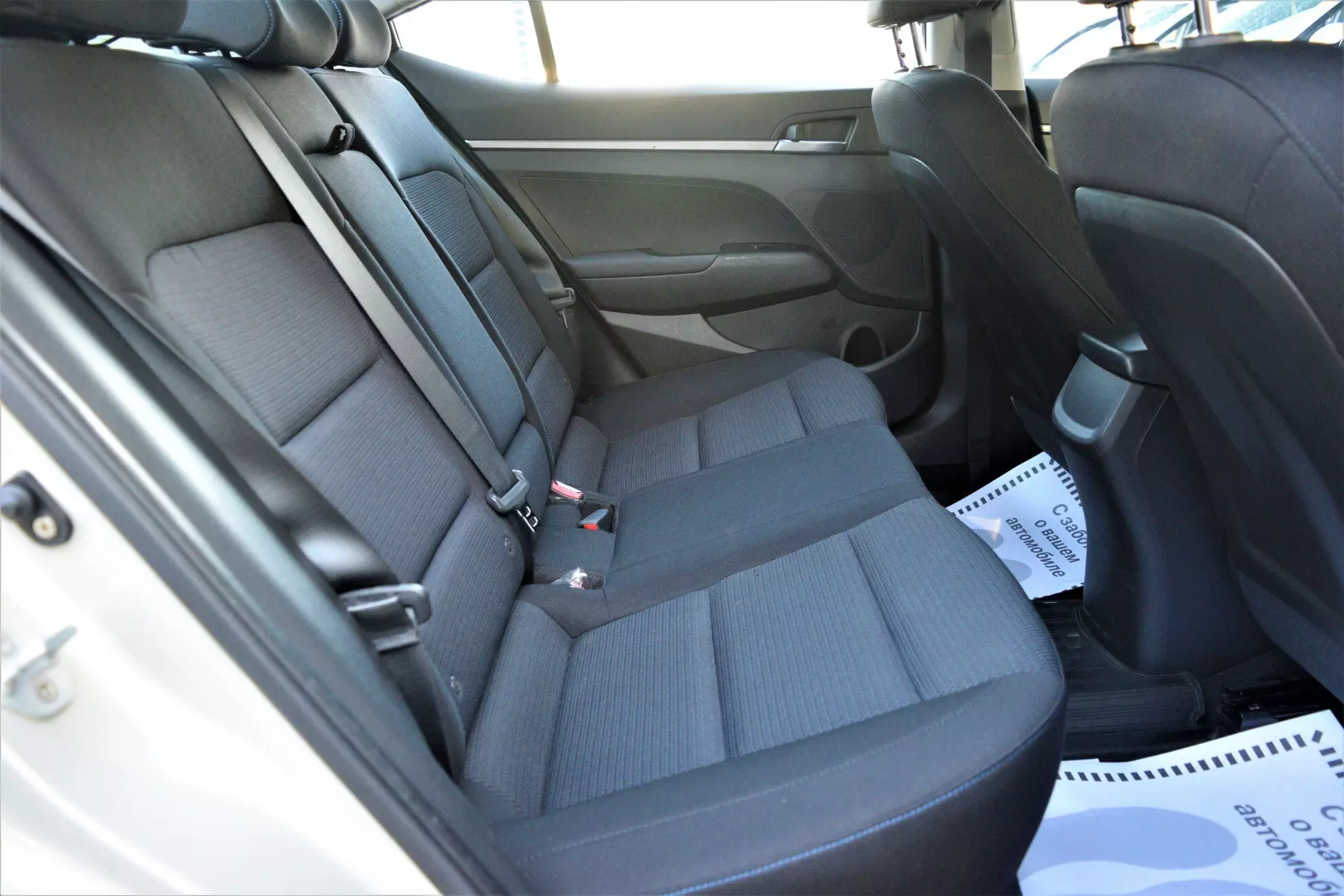 Фото автомобиля HYUNDAI ELANTRA, 2016 — госномер О506СО71. Цвет: ЖЕЛТЫЙ