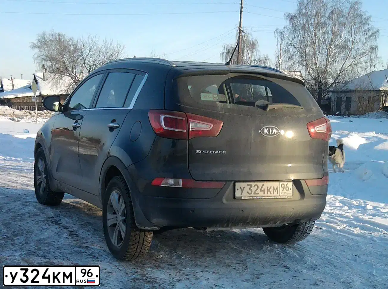 Фото автомобиля KIA SPORTAGE, 2012 — госномер У324КМ96. Цвет: ЧЕРНЫЙ