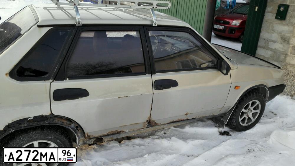 Фото автомобиля LADA 2109 SAMARA, 1997 — госномер С631СС72. Цвет: СВЕТЛО-БЕЖЕВЫЙ