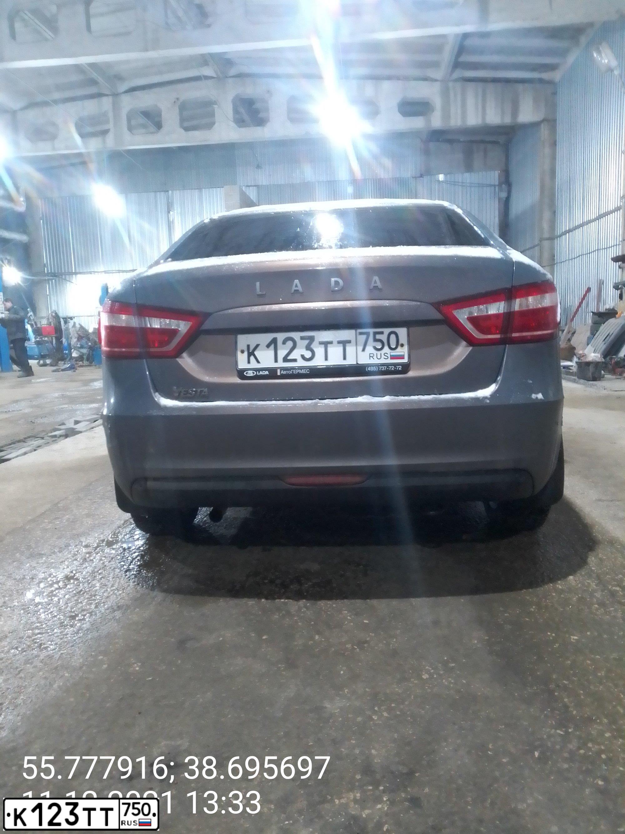 Фото автомобиля LADA VESTA, 2018 — госномер К123ТТ750. Цвет: СЕРО-ГОЛУБОЙ