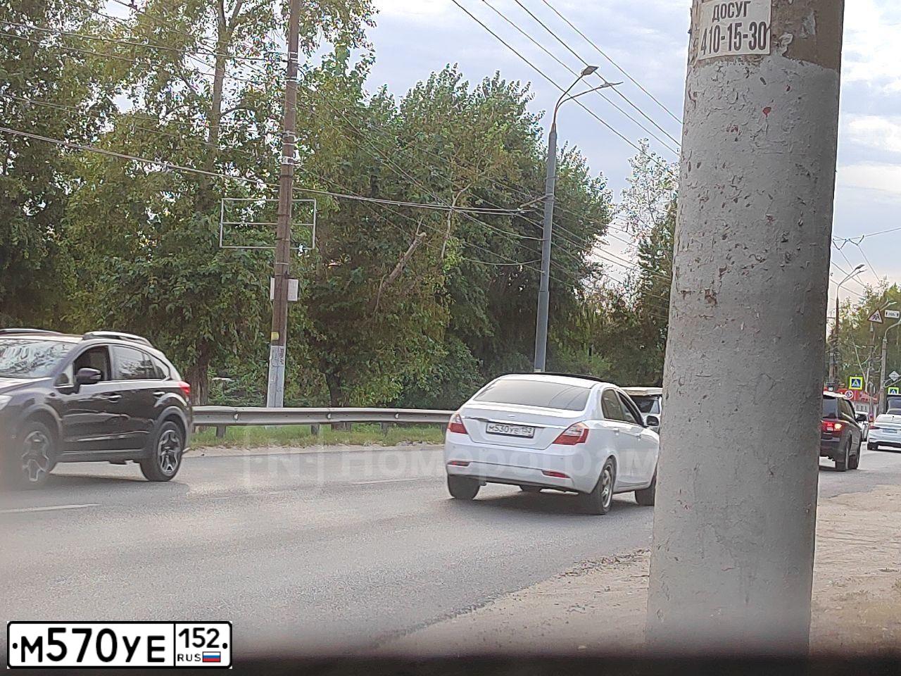 Фото автомобиля FORD D FOCUS, 2007 — госномер Т945РВ152. Цвет: СЕРО-ГОЛУБОЙ