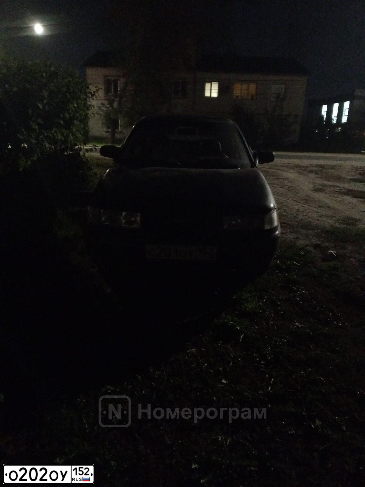 Фото автомобиля VOLKSWAGEN PASSAT, 2011 — госномер О202ОУ52. Цвет: СЕРЫЙ