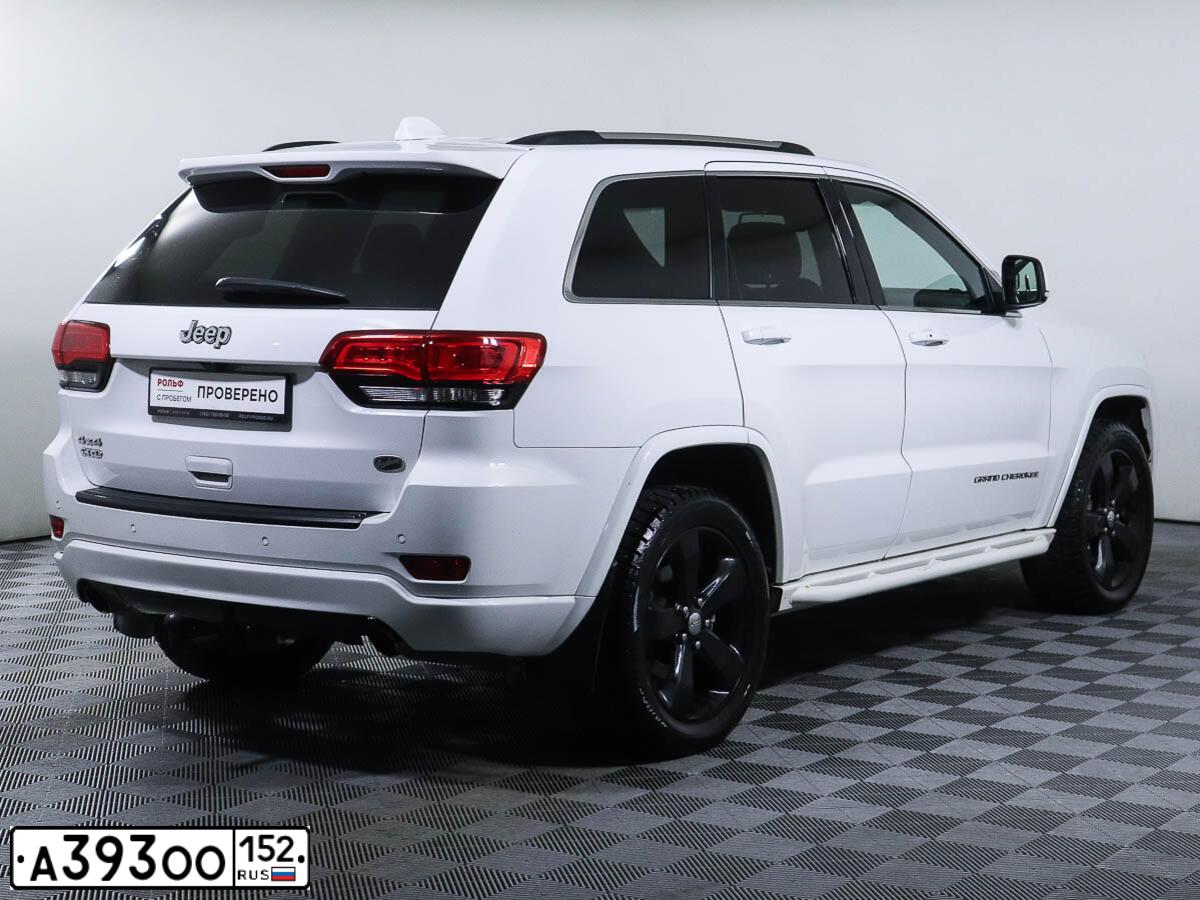 Фото автомобиля JEEP GRAND CHEROKEE, 2013 — госномер С842ТС69. Цвет: Белый