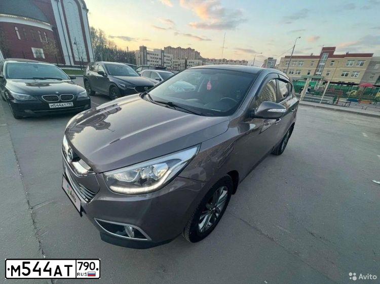 Фото автомобиля BMW SERIE 5, 2008 — госномер Р712ВА977. Цвет: ЧЕРНЫЙ