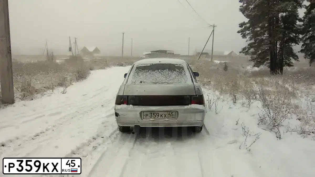Фото автомобиля VAZ 2112 LADA, 2003 — госномер М229КР72