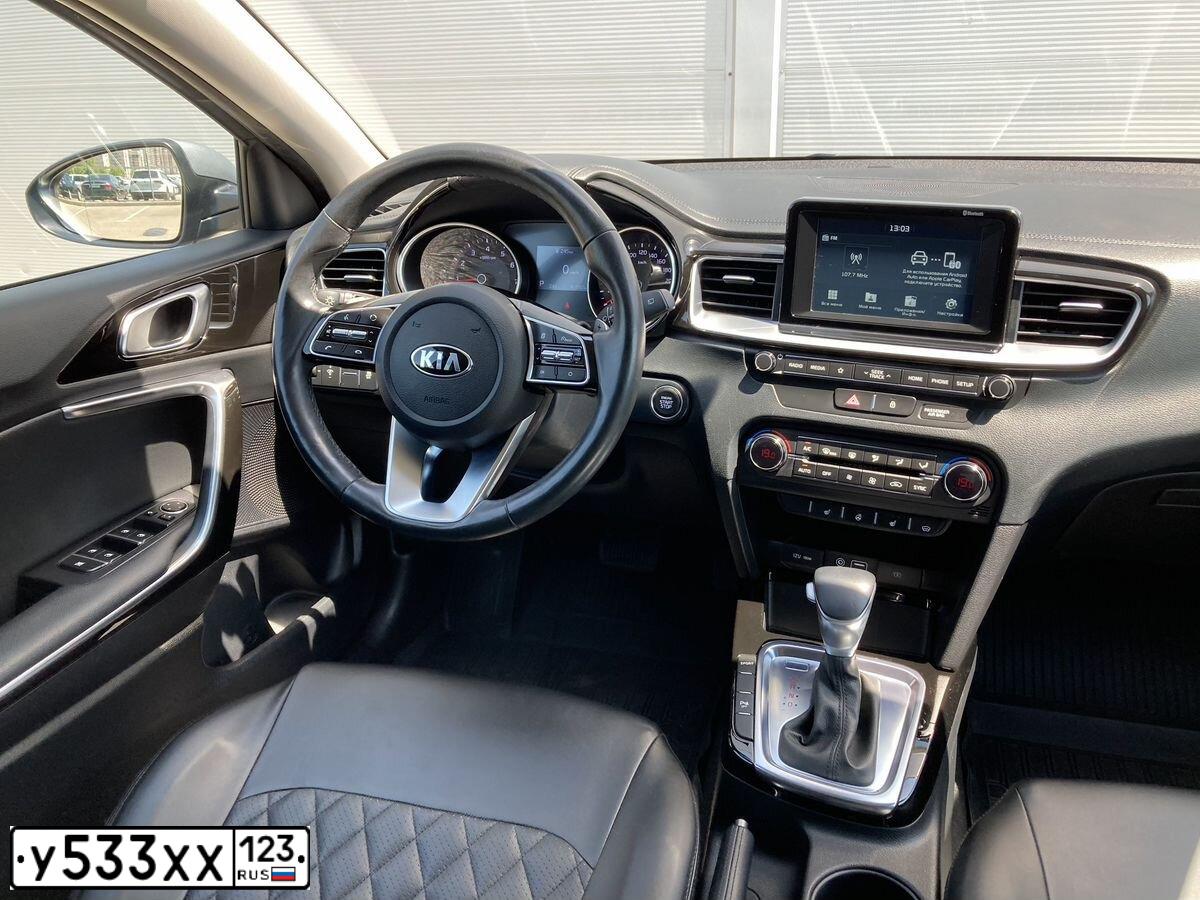 Фото автомобиля KIA CEE'D, 2019 — госномер Е666ВО193. Цвет: Серебристый