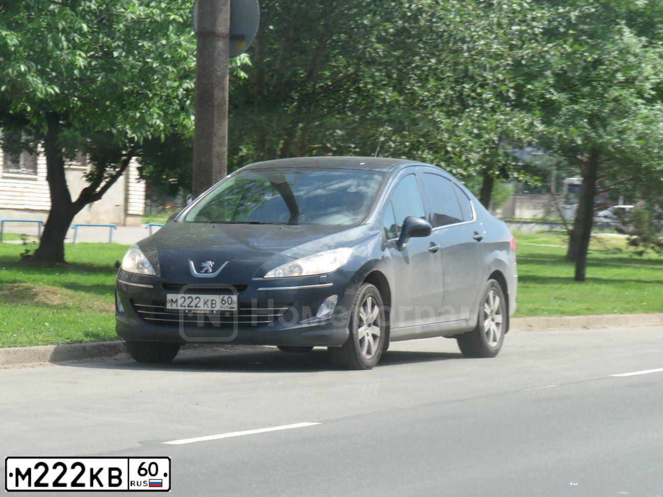 Фото автомобиля HYUNDAI SOLARIS, 2011 — госномер М222КВ60. Цвет: КРАСНЫЙ ГРАНАТ