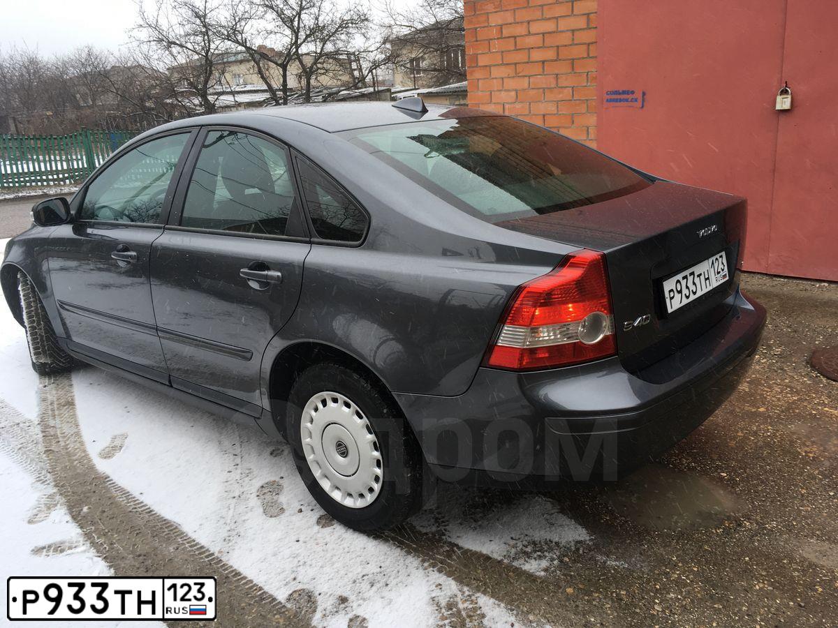 Фото автомобиля VOLVO S40, 2007 — госномер К212ЕЕ126. Цвет: ТЕМНО-СЕРЫЙ