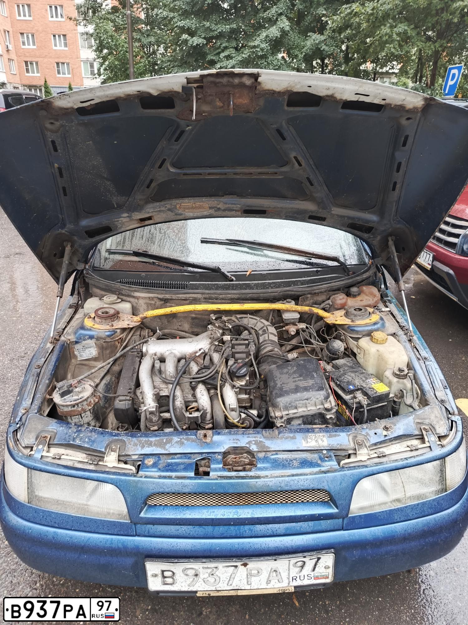 Фото автомобиля LADA 2112, 2004 — госномер В937РА97. Цвет: СИНЕ-ЗЕЛЕНЫЙ