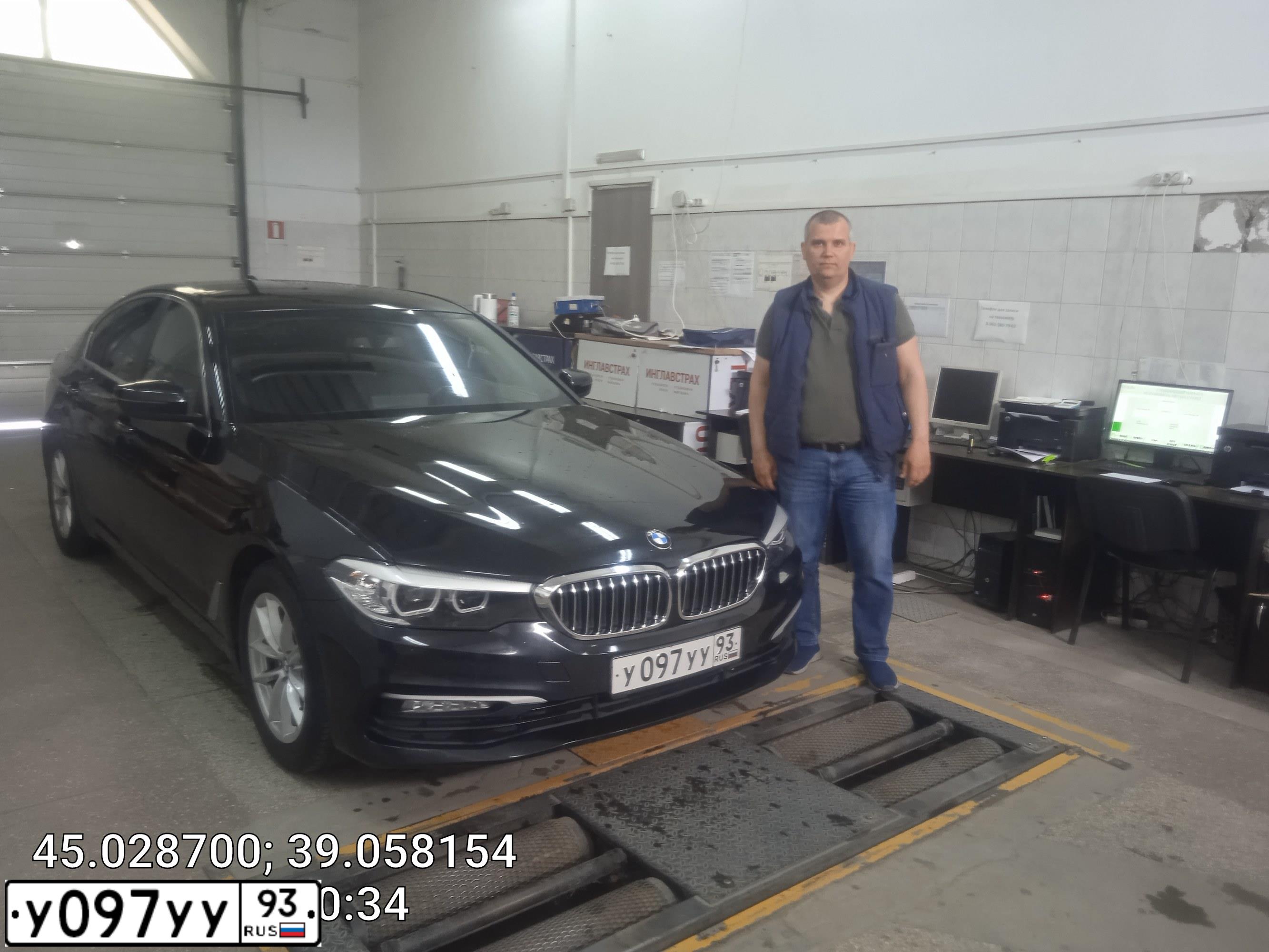 Фото автомобиля BMW 520I, 2018 — госномер Н698ТК82. Цвет: ЧЕРНЫЙ