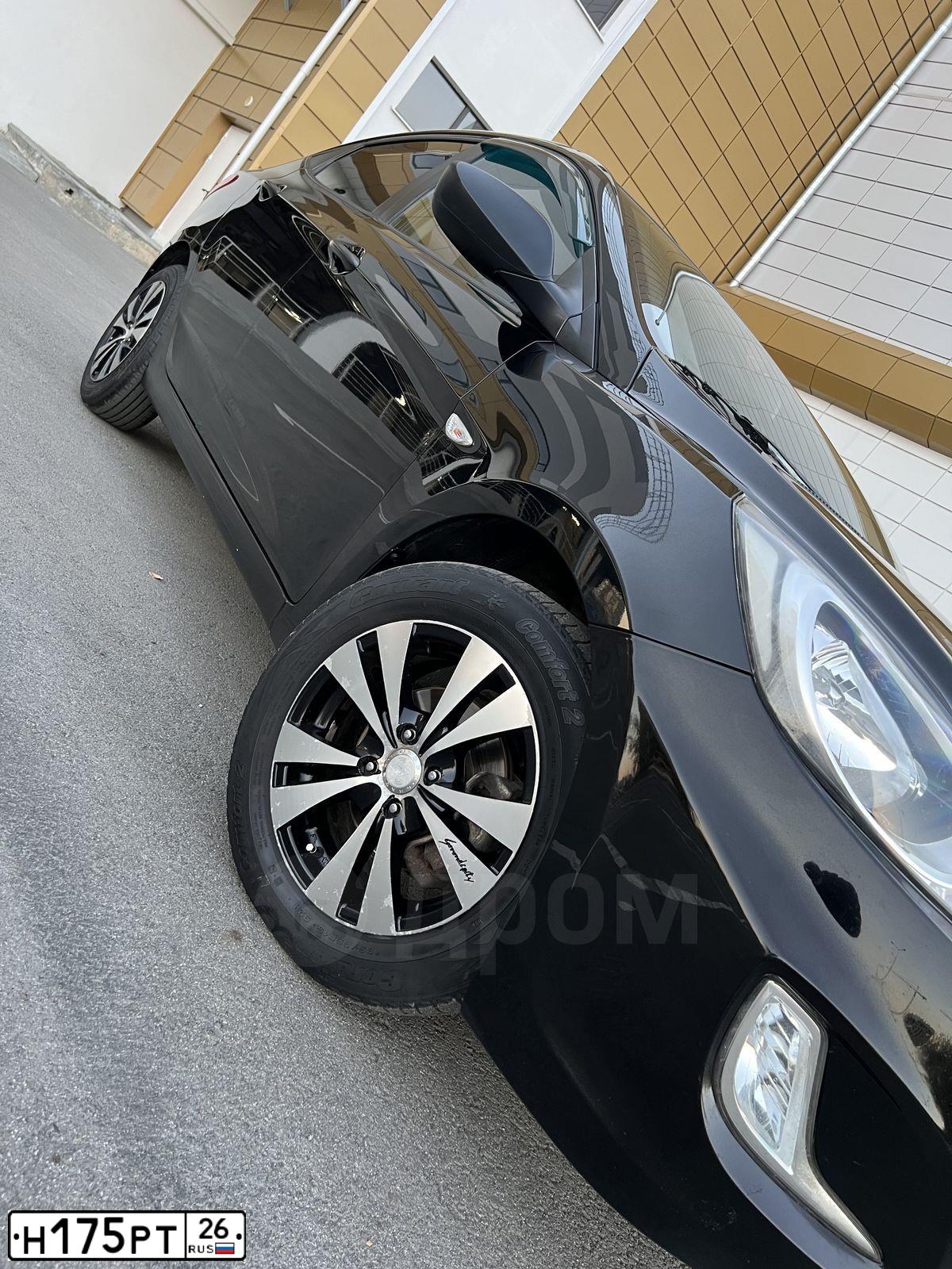 Фото автомобиля HYUNDAI SOLARIS, 2012 — госномер У482АУ196
