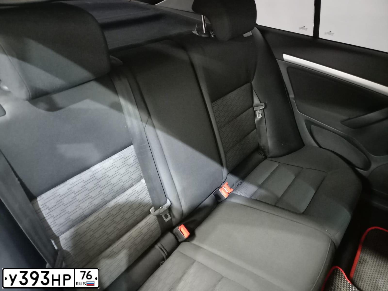 Фото автомобиля SKODA OCTAVIA, 2008 — госномер Х470УР76. Цвет: синий