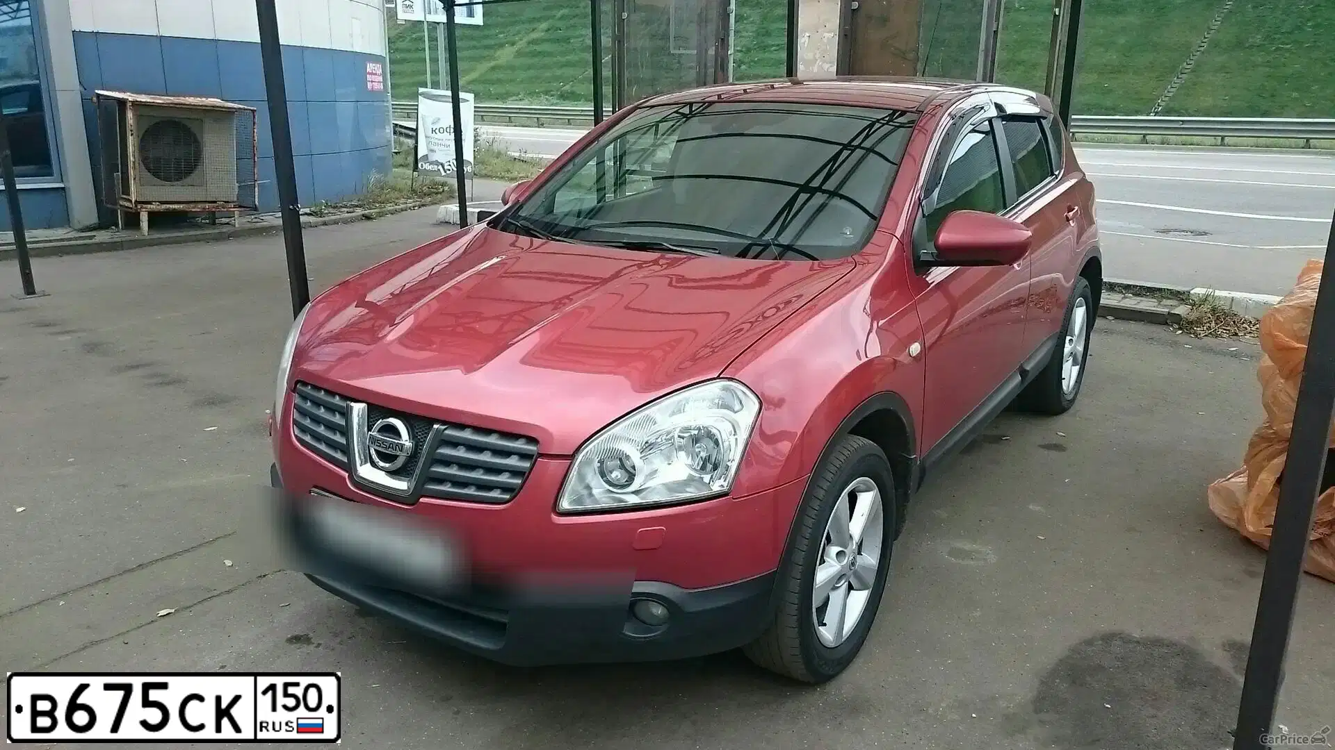 Фото автомобиля NISSAN QASHQAI, 2008 — госномер Р179ММ03. Цвет: КРАСНЫЙ ТЕМНЫЙ