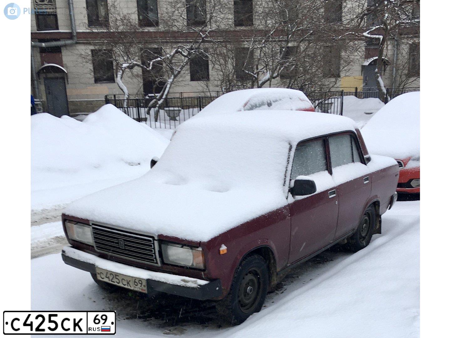Фото автомобиля LADA 2107, 2000 — госномер С425СК69. Цвет: ТЕМНО-БОРДОВЫЙ