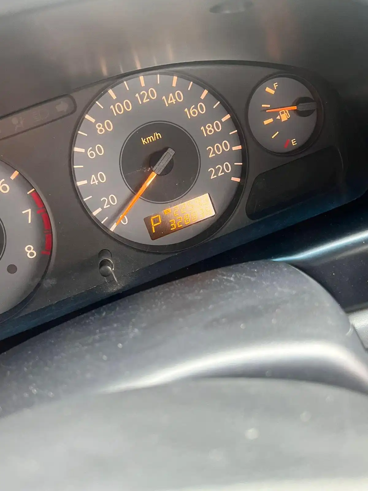 Фото автомобиля NISSAN ALMERA, 2010 — госномер Х255АР790. Цвет: ЧЕРНЫЙ