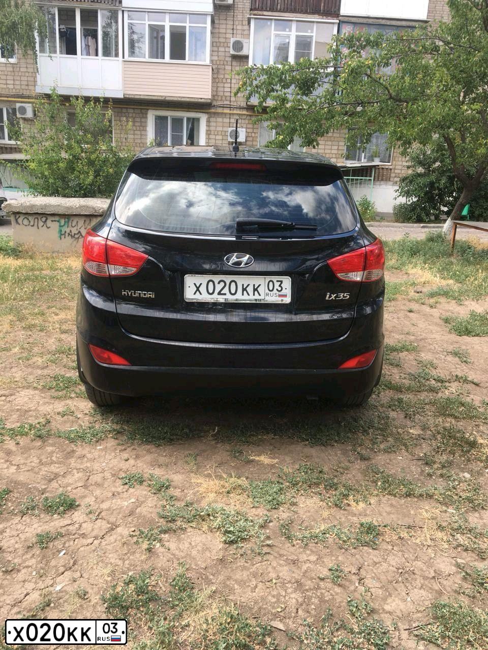 Фото автомобиля HYUNDAI IX35, 2011 — госномер Н321МН82. Цвет: ЧЕРНЫЙ