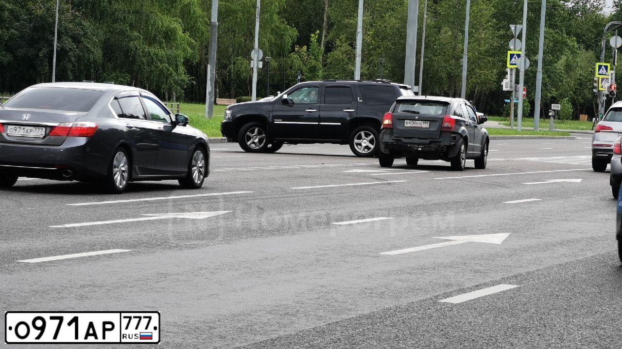 Фото автомобиля HONDA ACCORD, 2013 — госномер О971АР777. Цвет: СЕРЫЙ ТЕМНЫЙ