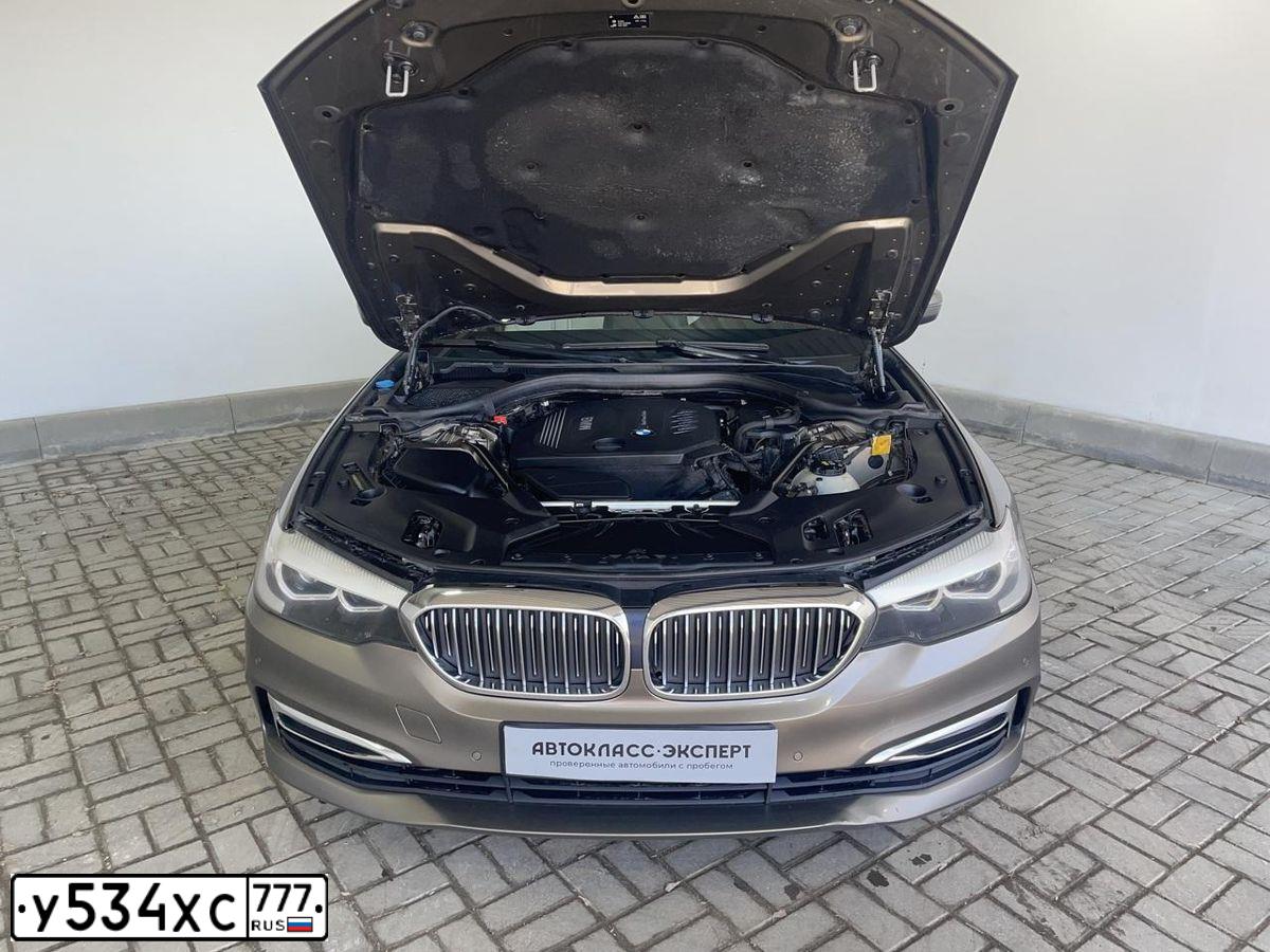 Фото автомобиля BMW SERIE 5, 2017 — госномер Н777ТС71. Цвет: СЕРЫЙ