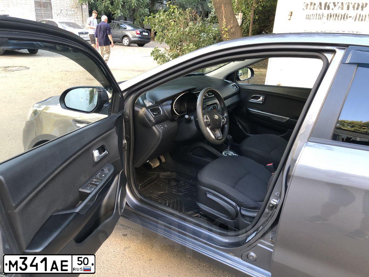 Фото автомобиля KIA RIO, 2013 — госномер У543АВ181. Цвет: Серый