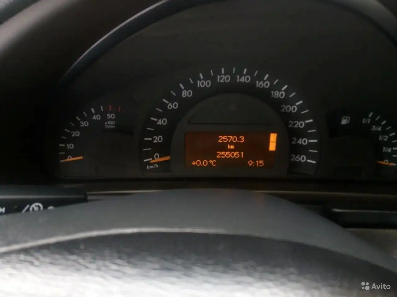 Фото автомобиля MERCEDES C-KLASSE, 2002 — госномер О520ХО71. Цвет: СИНИЙ