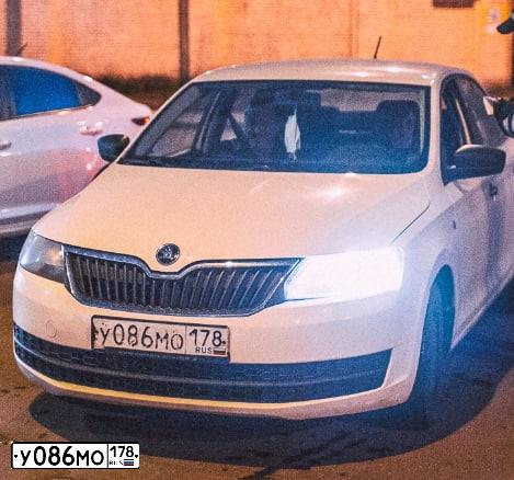 Фото автомобиля SKODA RAPID, 2016 — госномер У086МО178. Цвет: Белый