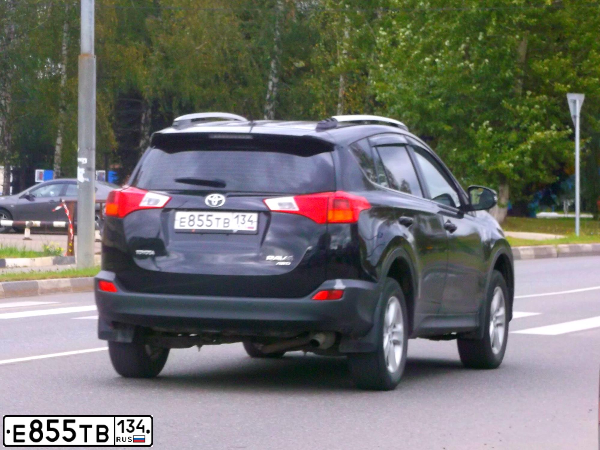 Фото автомобиля TOYOTA RAV4, 2015 — госномер О255МС45. Цвет: ЧЕРНЫЙ