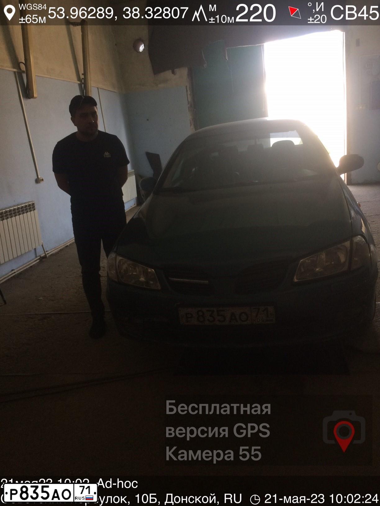 Фото автомобиля NISSAN ALMERA, 2001 — госномер Р835АО71. Цвет: синий