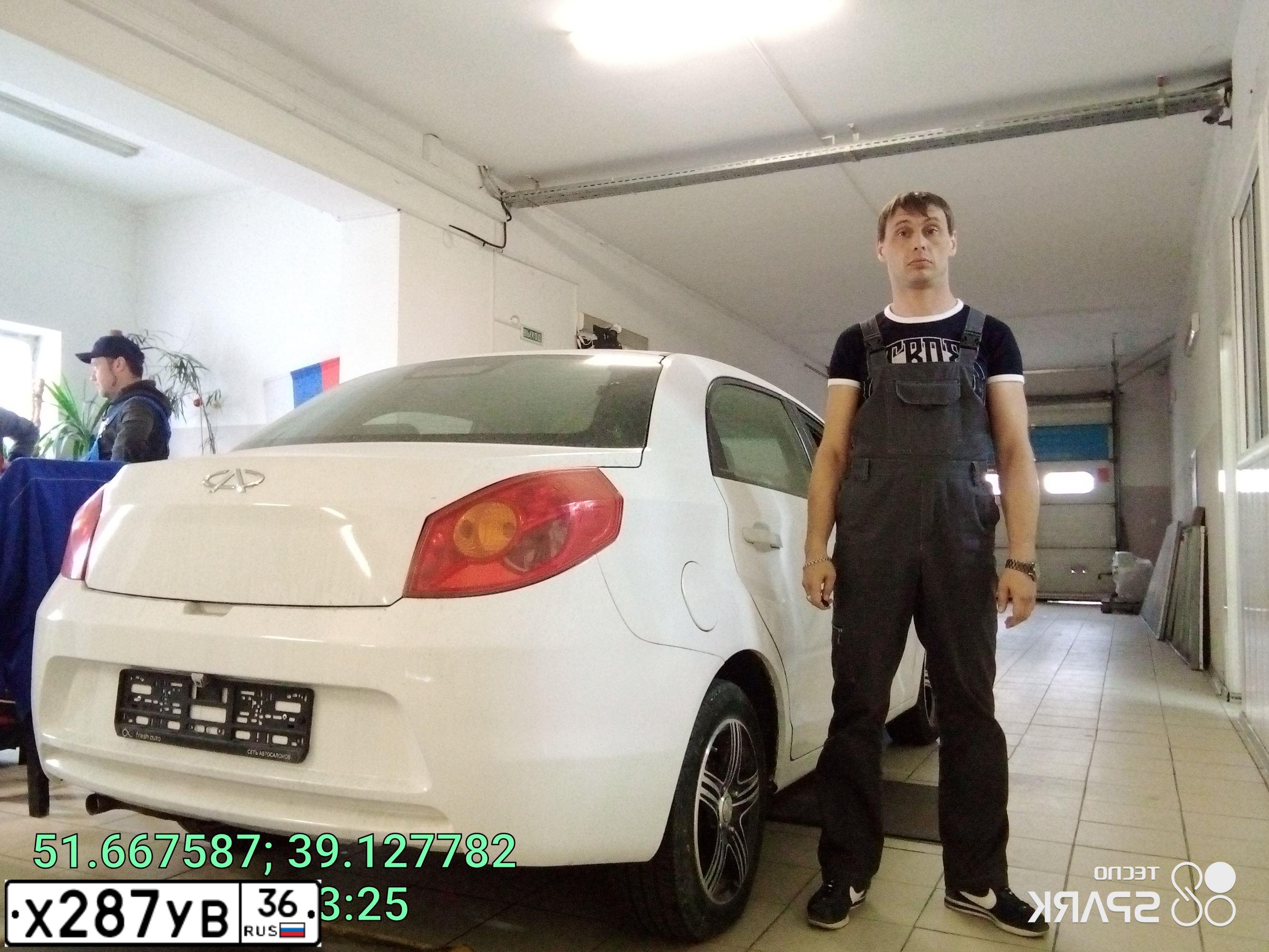 Фото автомобиля CHERY BONUS /A13/, 2011 — госномер М977МР136. Цвет: Белый