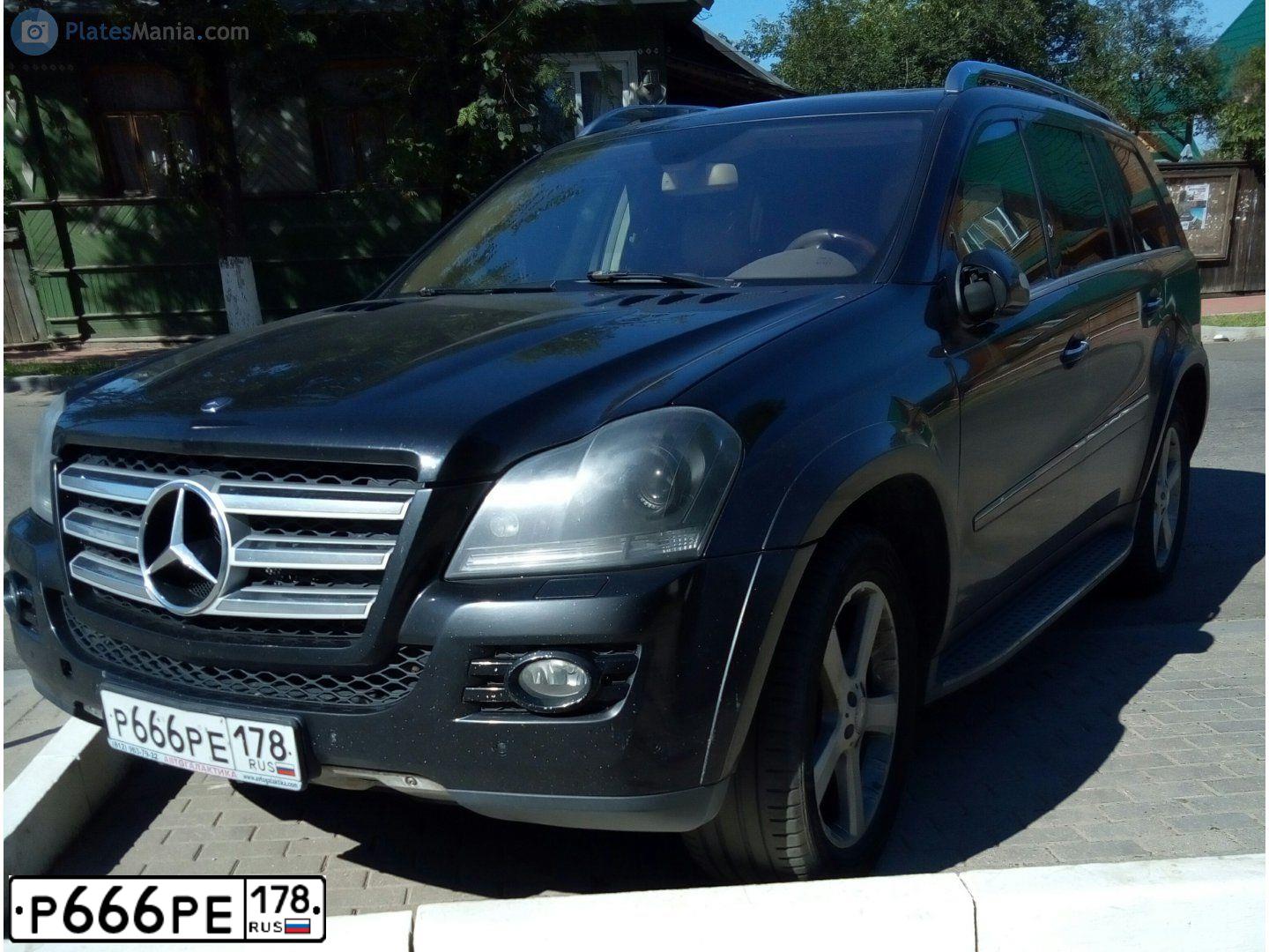 Фото автомобиля VOLVO XC90, 2007 — госномер Р666РЕ178. Цвет: ЧЕРНЫЙ