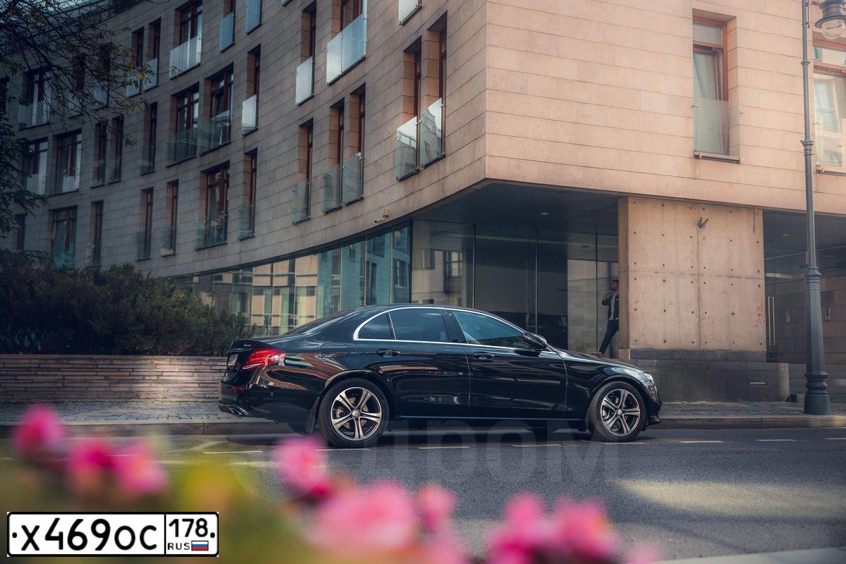Фото автомобиля MERCEDES-BENZ E-CLASS, 2016 — госномер Х706ЕХ154