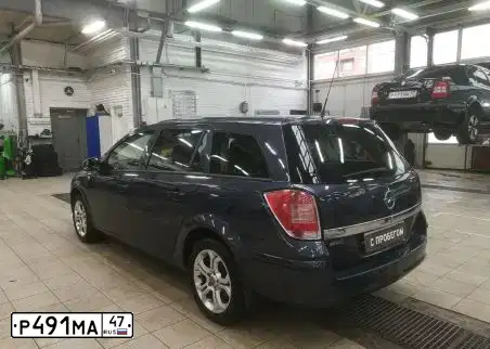Фото автомобиля SKODA OCTAVIA, 2008 — госномер Р491МА47. Цвет: ЧЕРНЫЙ