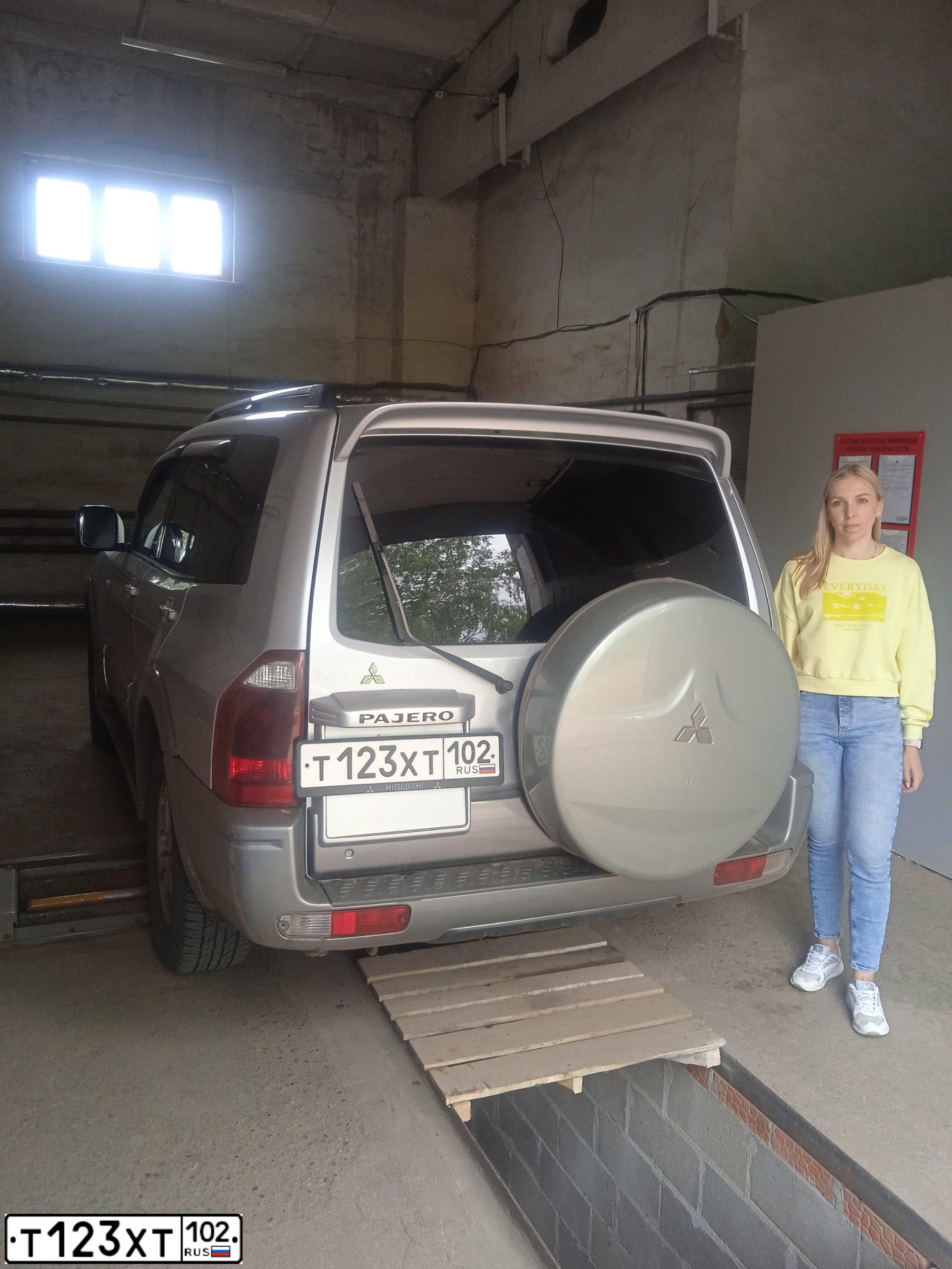 Фото автомобиля HONDA CIVIC, 2008 — госномер Т123ХТ102. Цвет: ЧЕРНЫЙ
