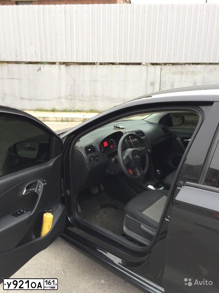 Фото автомобиля VOLKSWAGEN POLO, 2011 — госномер К474ОК161. Цвет: ЧЕРНЫЙ