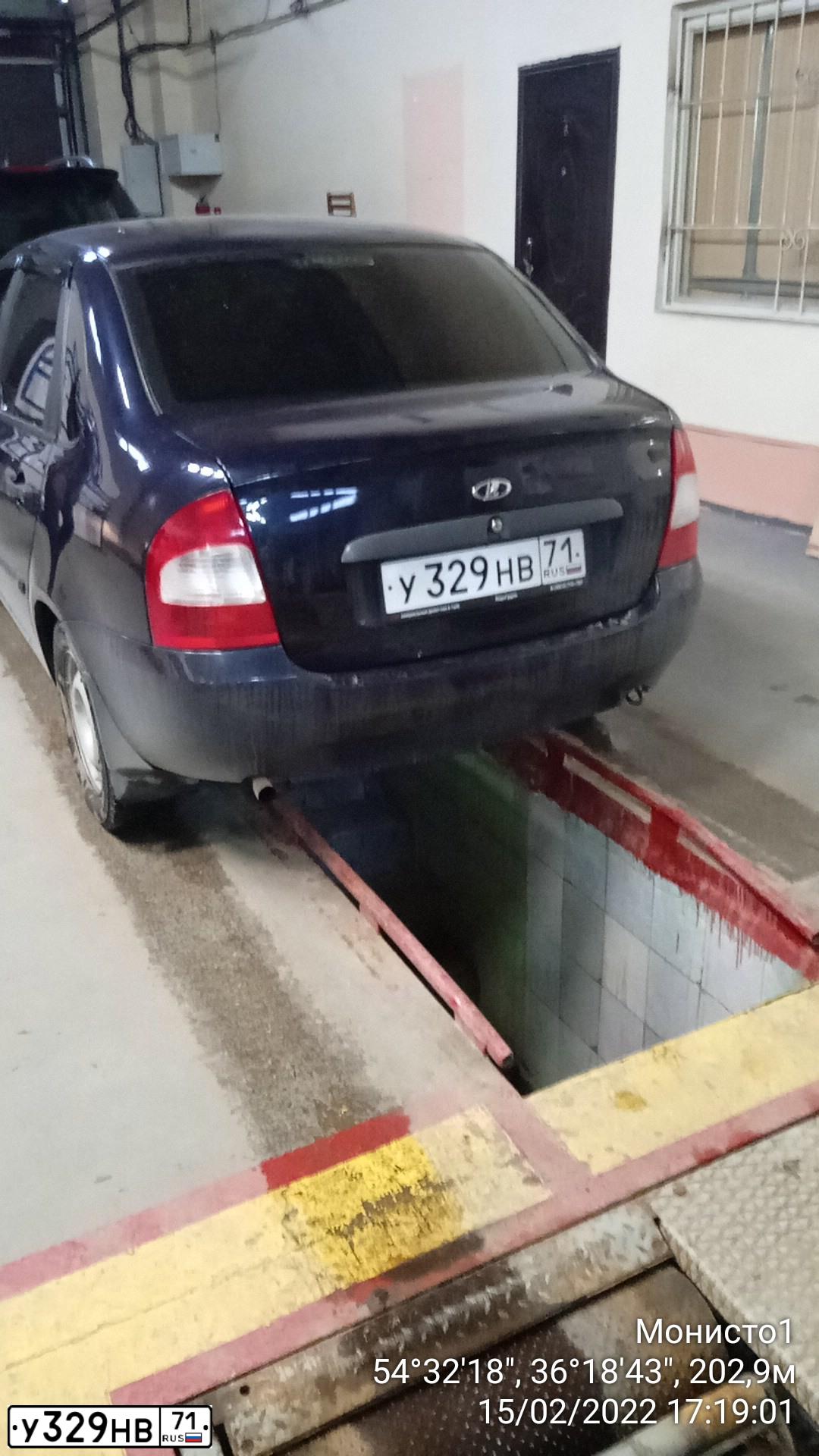 Фото автомобиля LADA 1118 KALINA, 2008 — госномер Р102НК40. Цвет: Темный Сине-Фиолетовый