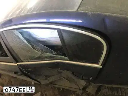 Фото автомобиля VOLKSWAGEN PASSAT, 2006 — госномер У589РК72. Цвет: Т.СИНИЙ